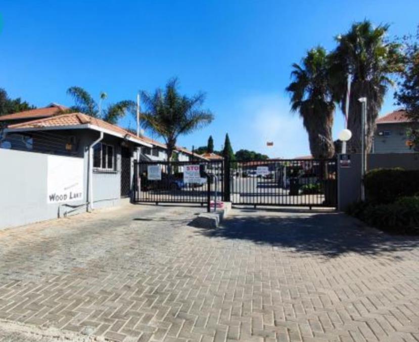 2 Bedroom Property for Sale in Glen Marais Gauteng