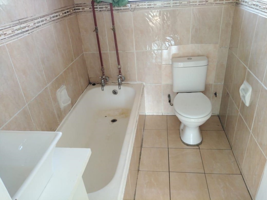 2 Bedroom Property for Sale in Marlands Gauteng
