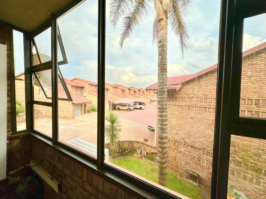 2 Bedroom Property for Sale in Albemarle Gauteng