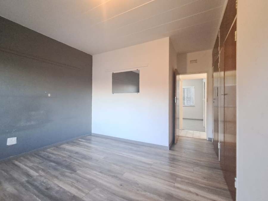 2 Bedroom Property for Sale in Albemarle Gauteng