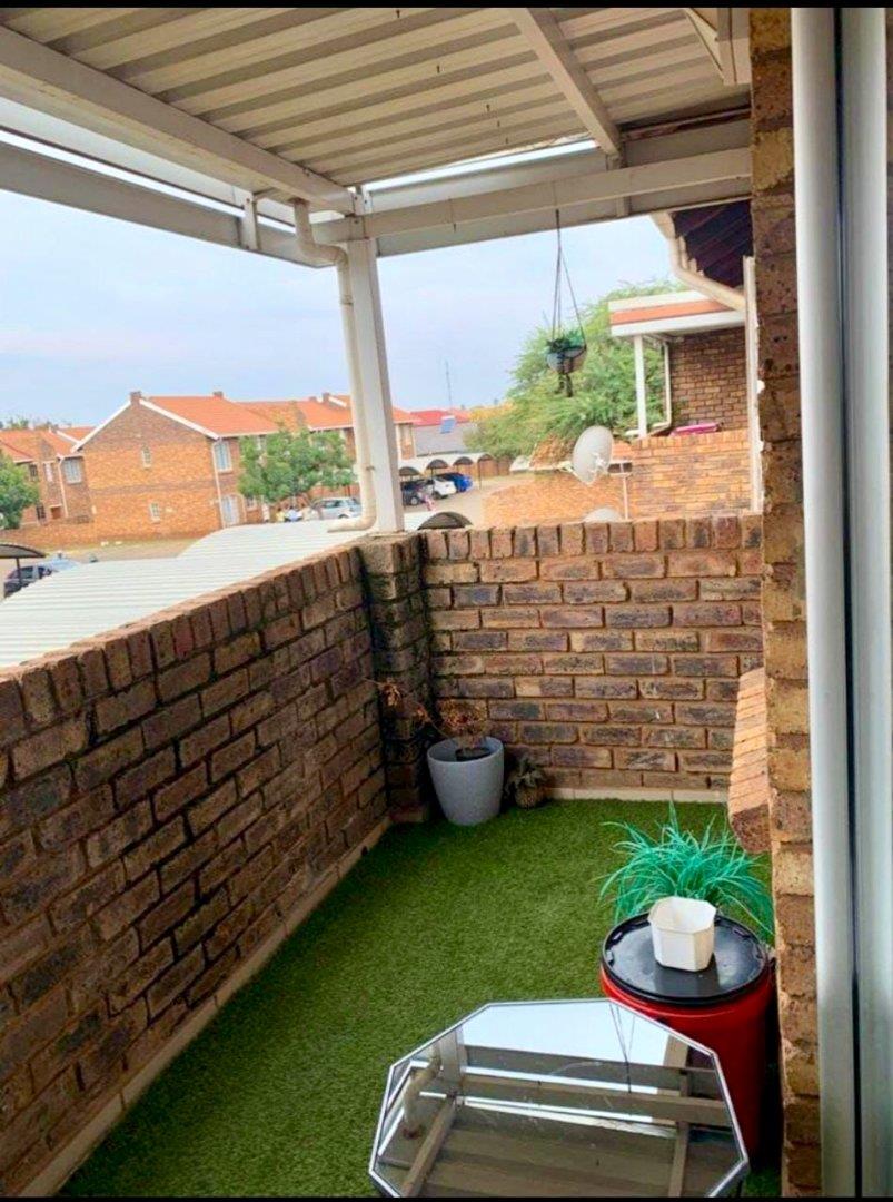 2 Bedroom Property for Sale in Clarina Gauteng