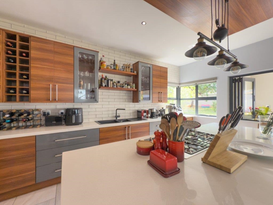 4 Bedroom Property for Sale in Midstream Ridge Gauteng