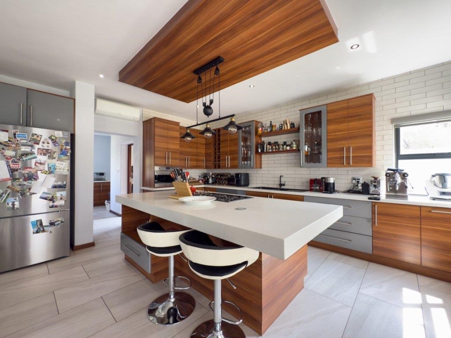 4 Bedroom Property for Sale in Midstream Ridge Gauteng