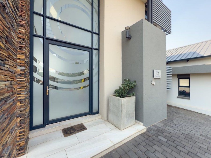 4 Bedroom Property for Sale in Midstream Ridge Gauteng