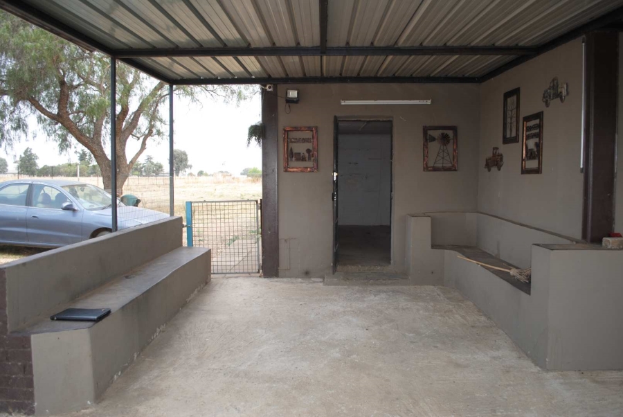 3 Bedroom Property for Sale in Nelsonia Gauteng