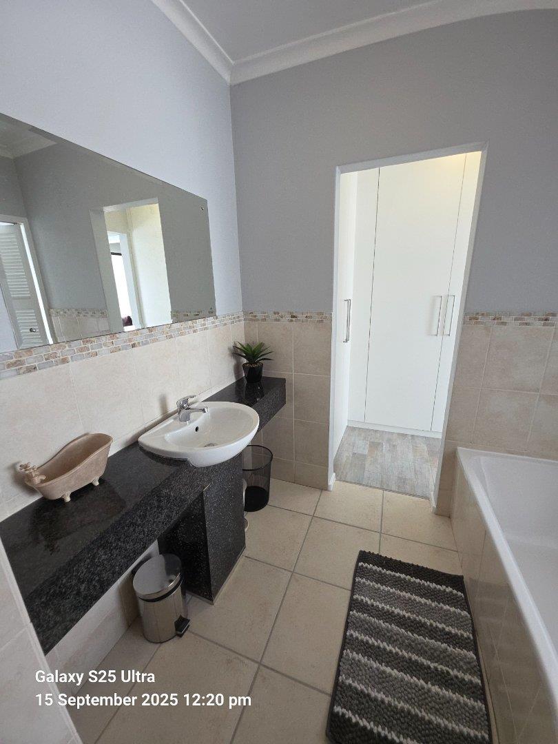 To Let 2 Bedroom Property for Rent in Rivonia Gauteng
