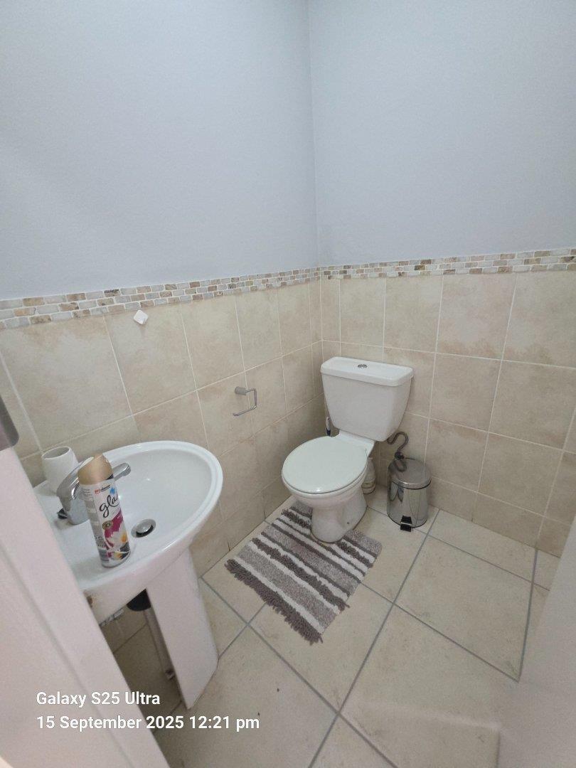 To Let 2 Bedroom Property for Rent in Rivonia Gauteng