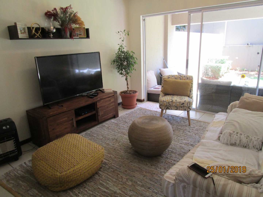 To Let 1 Bedroom Property for Rent in Bryanston Gauteng