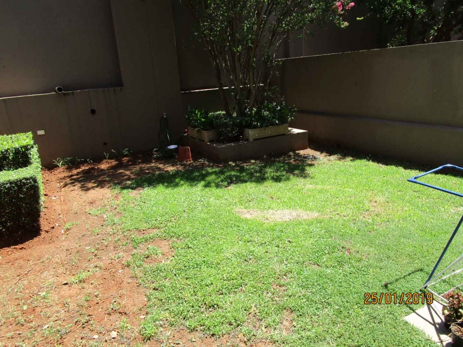 To Let 1 Bedroom Property for Rent in Bryanston Gauteng