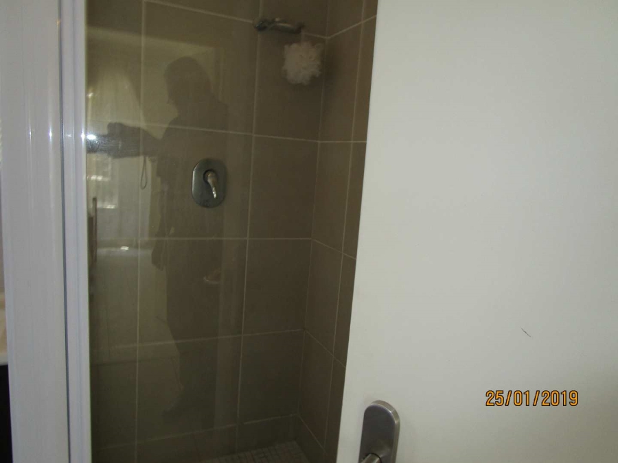 To Let 1 Bedroom Property for Rent in Bryanston Gauteng