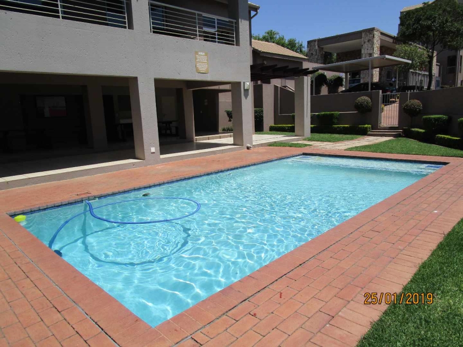 To Let 1 Bedroom Property for Rent in Bryanston Gauteng
