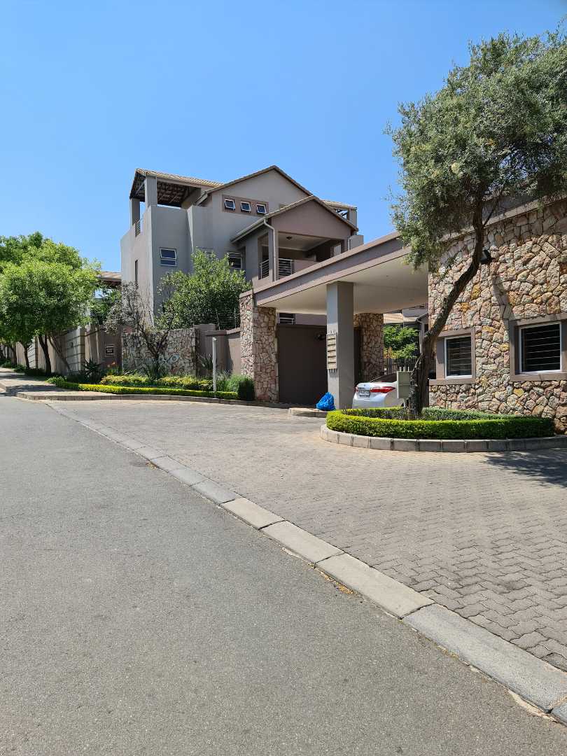To Let 1 Bedroom Property for Rent in Bryanston Gauteng