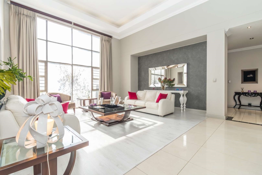To Let 4 Bedroom Property for Rent in Northcliff Gauteng