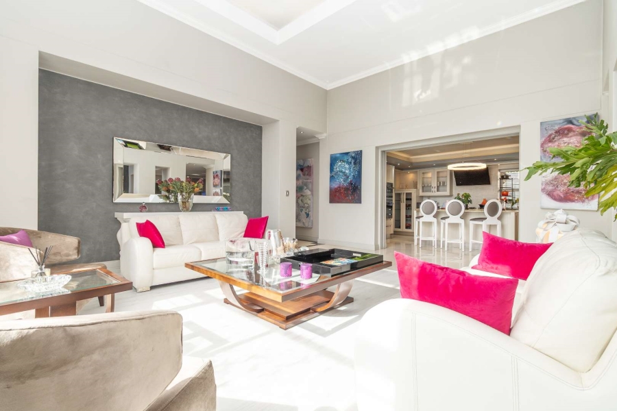 To Let 4 Bedroom Property for Rent in Northcliff Gauteng