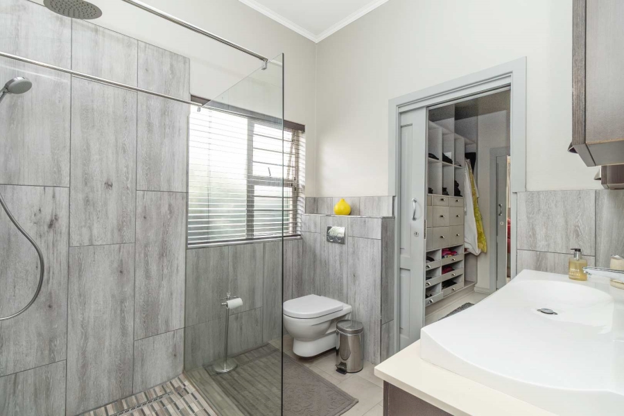 To Let 4 Bedroom Property for Rent in Northcliff Gauteng