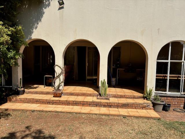 4 Bedroom Property for Sale in Newlands Gauteng