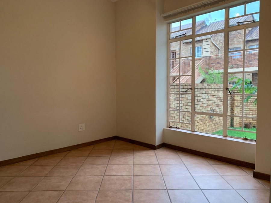 2 Bedroom Property for Sale in Mooikloof Ridge Gauteng