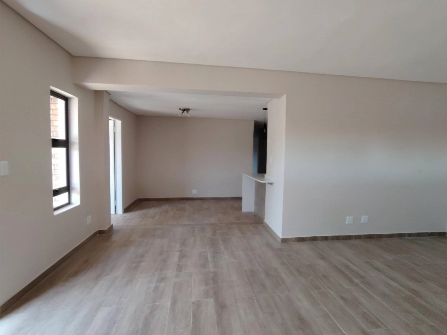 To Let 3 Bedroom Property for Rent in Heuweloord Gauteng