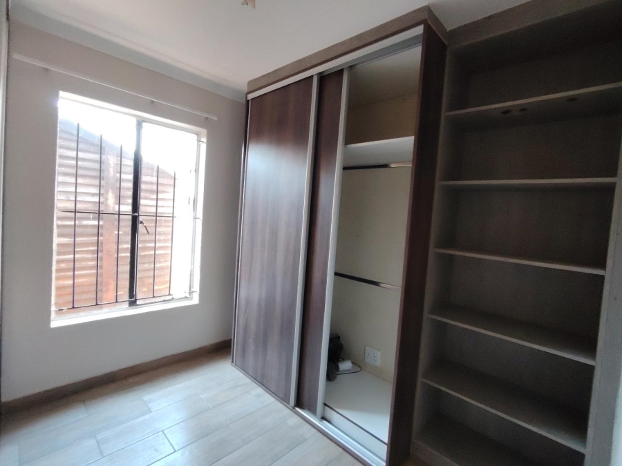 To Let 3 Bedroom Property for Rent in Heuweloord Gauteng