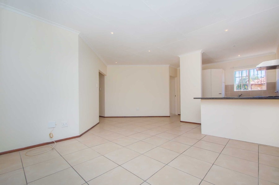 2 Bedroom Property for Sale in Honeydew Ridge Gauteng