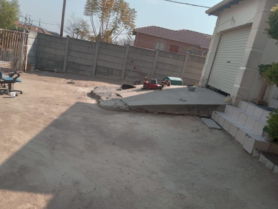 2 Bedroom Property for Sale in Cosmo City Gauteng