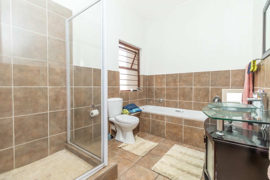 3 Bedroom Property for Sale in Weltevreden Park Gauteng
