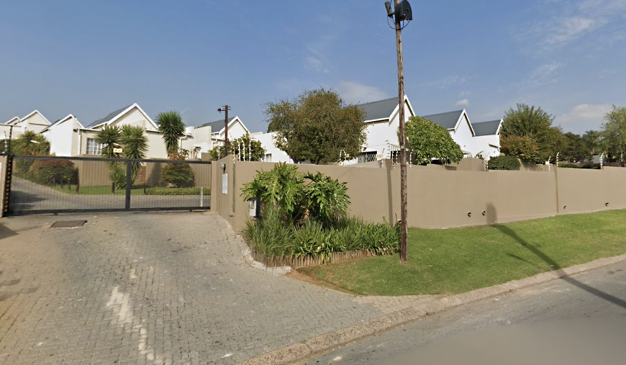 3 Bedroom Property for Sale in Radiokop Gauteng