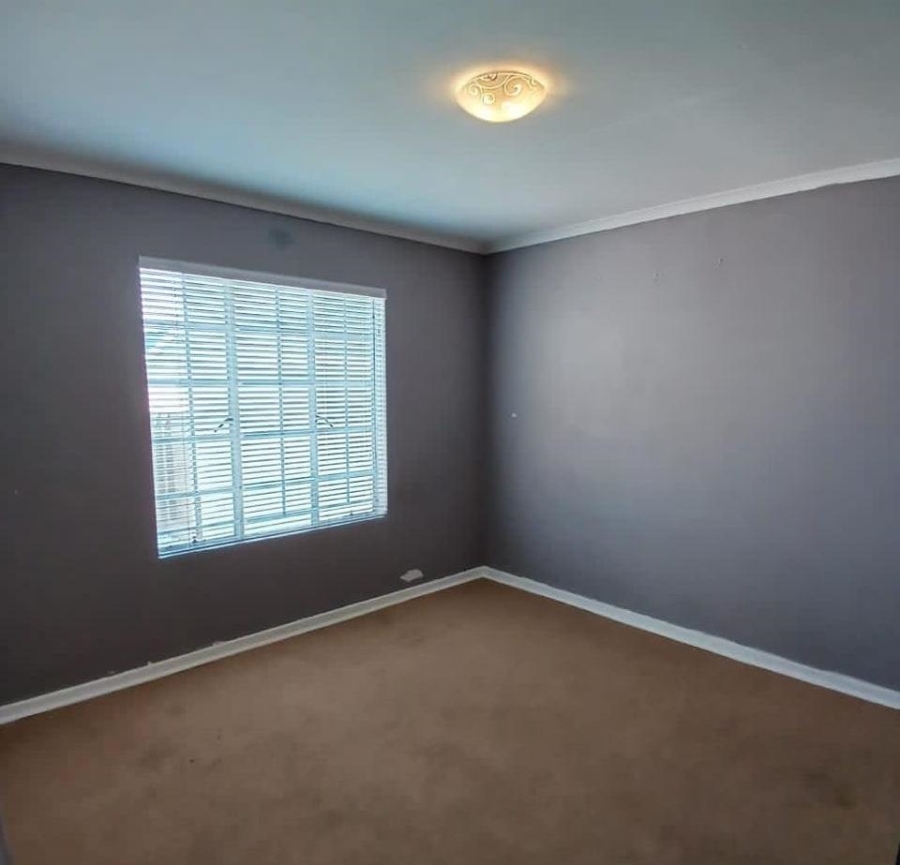 3 Bedroom Property for Sale in Radiokop Gauteng