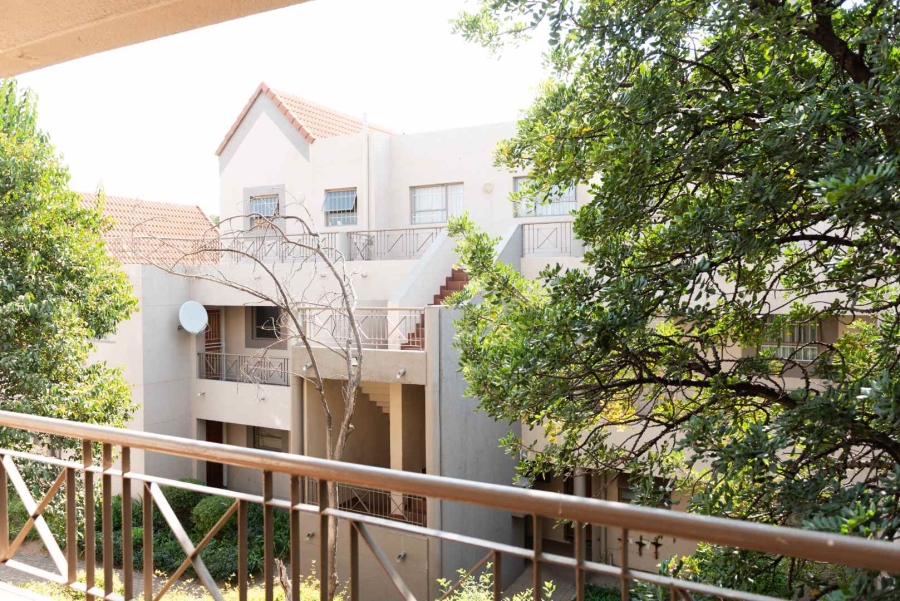 2 Bedroom Property for Sale in Halfway Gardens Gauteng