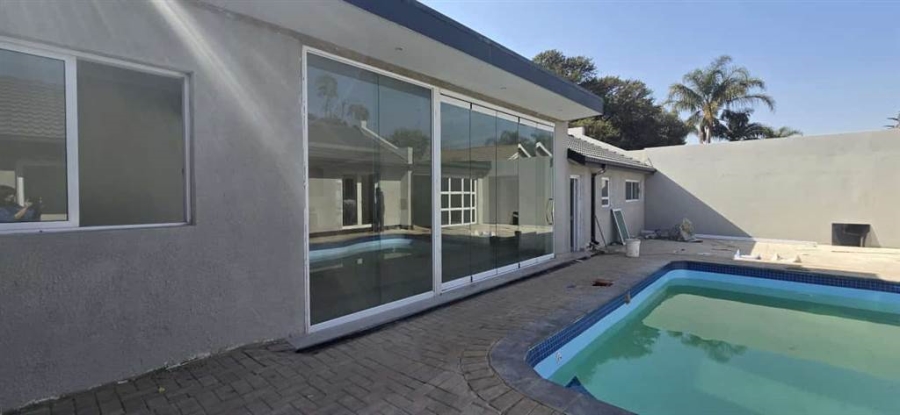 5 Bedroom Property for Sale in Wierdapark Gauteng