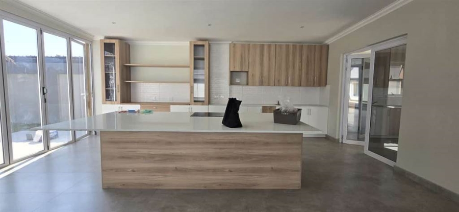 5 Bedroom Property for Sale in Wierdapark Gauteng