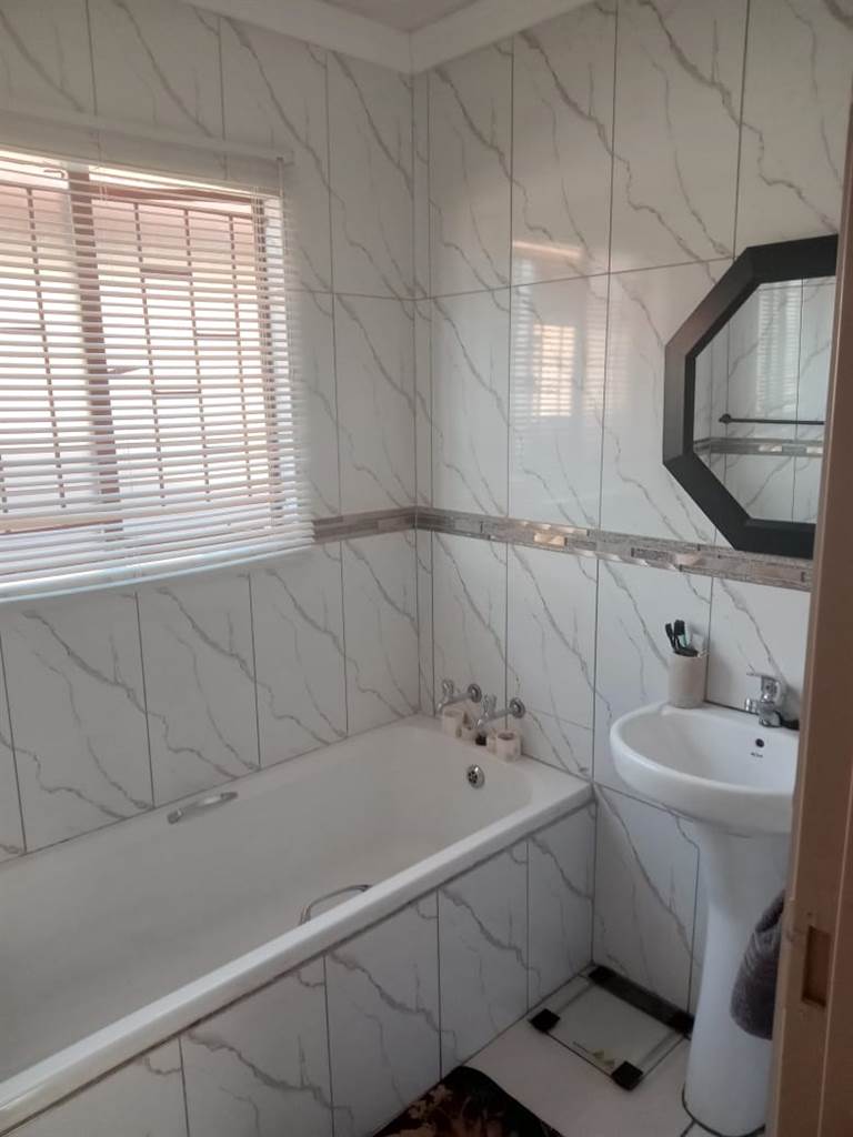 3 Bedroom Property for Sale in Soshanguve VV Gauteng