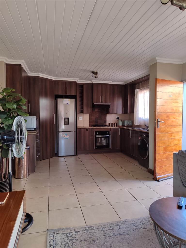 3 Bedroom Property for Sale in Andeon Gauteng