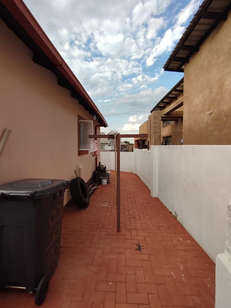 3 Bedroom Property for Sale in Amandasig Gauteng