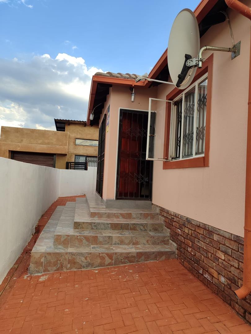 3 Bedroom Property for Sale in Amandasig Gauteng