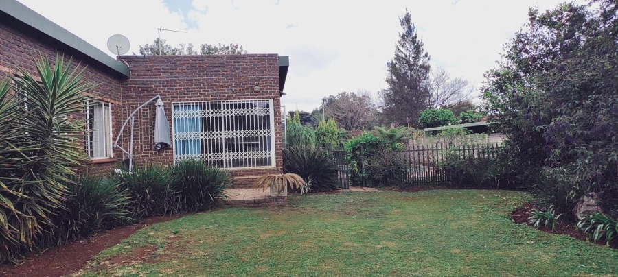 4 Bedroom Property for Sale in Wierdapark Gauteng