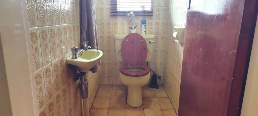 4 Bedroom Property for Sale in Wierdapark Gauteng