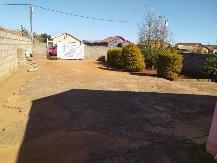 3 Bedroom Property for Sale in Soshanguve Gauteng