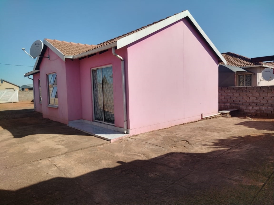 3 Bedroom Property for Sale in Soshanguve Gauteng