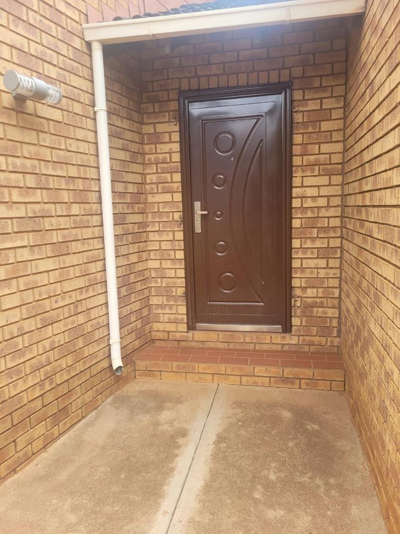 3 Bedroom Property for Sale in Clarina Gauteng