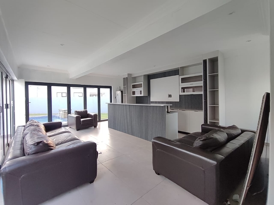 6 Bedroom Property for Sale in Heuwelsig Estate Gauteng