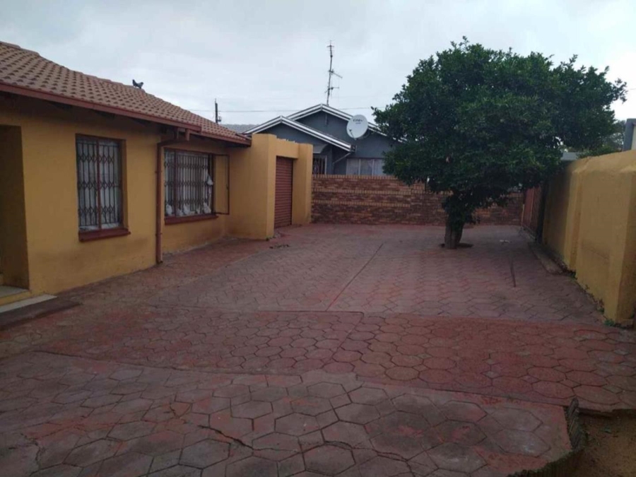 3 Bedroom Property for Sale in Soshanguve BB Gauteng