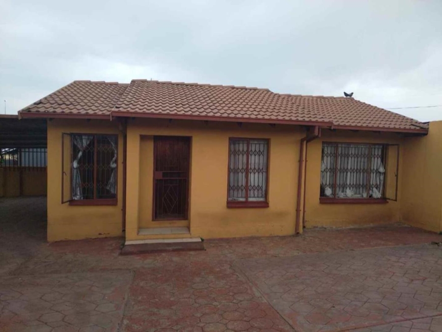 3 Bedroom Property for Sale in Soshanguve BB Gauteng