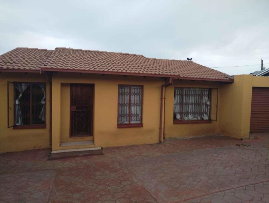 3 Bedroom Property for Sale in Soshanguve BB Gauteng