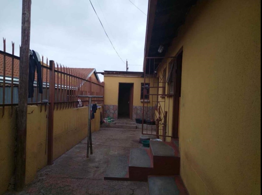 3 Bedroom Property for Sale in Soshanguve BB Gauteng