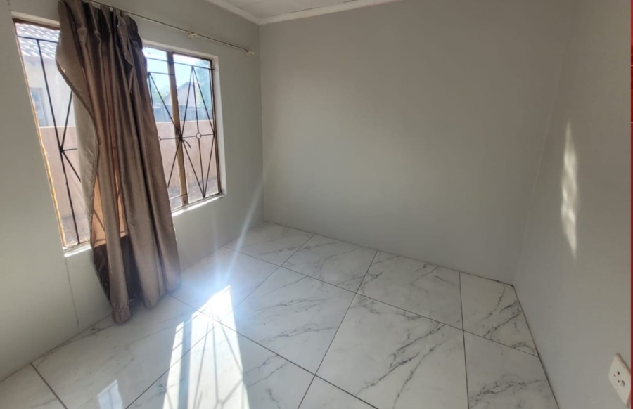 1 Bedroom Property for Sale in Soshanguve XX Gauteng