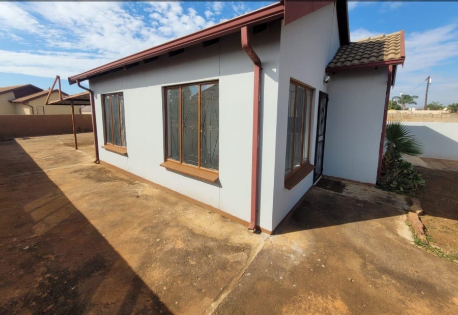 1 Bedroom Property for Sale in Soshanguve XX Gauteng