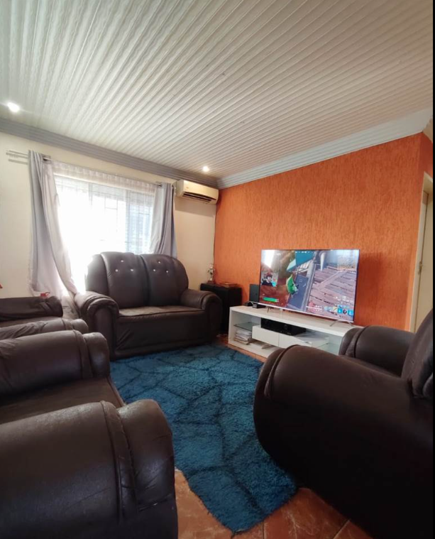 2 Bedroom Property for Sale in Soshanguve VV Gauteng