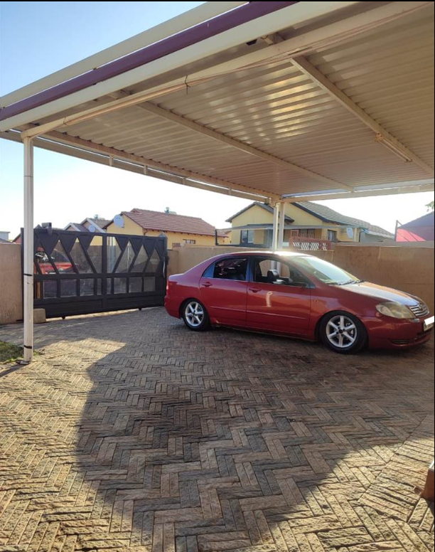 2 Bedroom Property for Sale in Soshanguve VV Gauteng