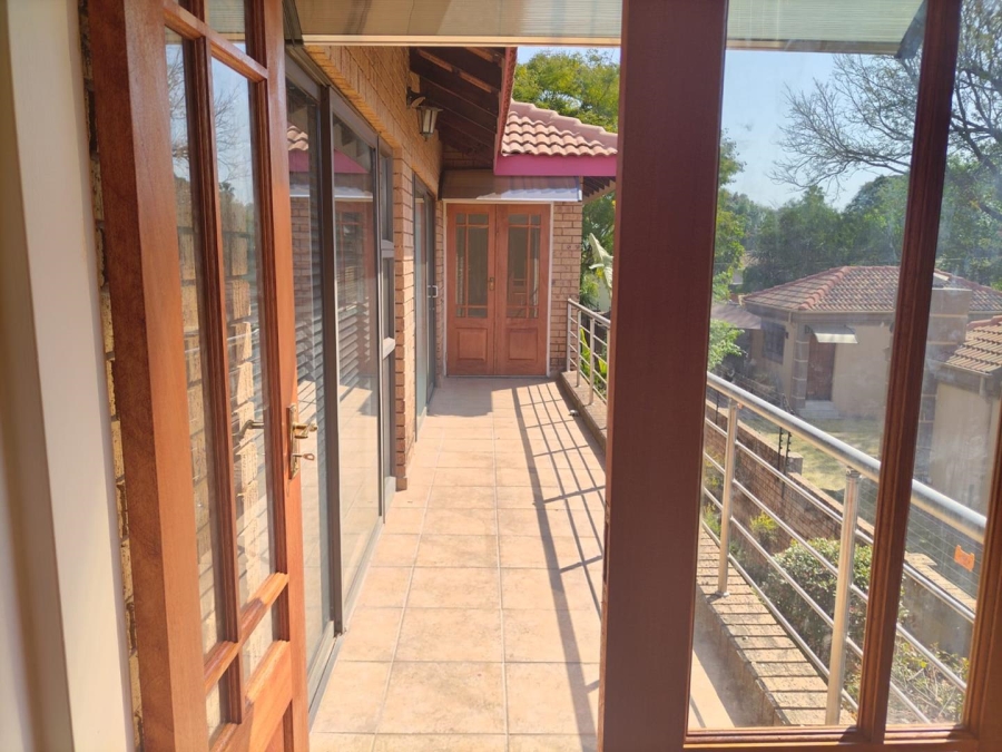 5 Bedroom Property for Sale in Ninapark Gauteng